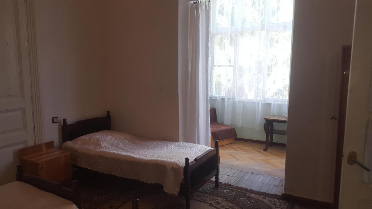 Firuza Hostel Borjomi Luaran gambar
