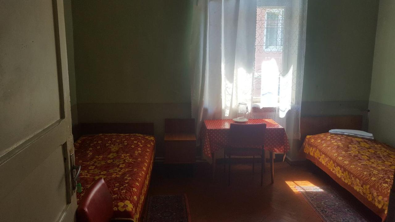 Firuza Hostel Borjomi Luaran gambar