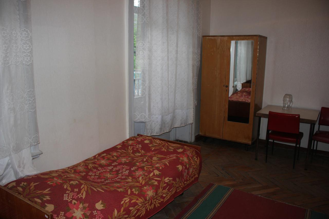 Firuza Hostel Borjomi Luaran gambar